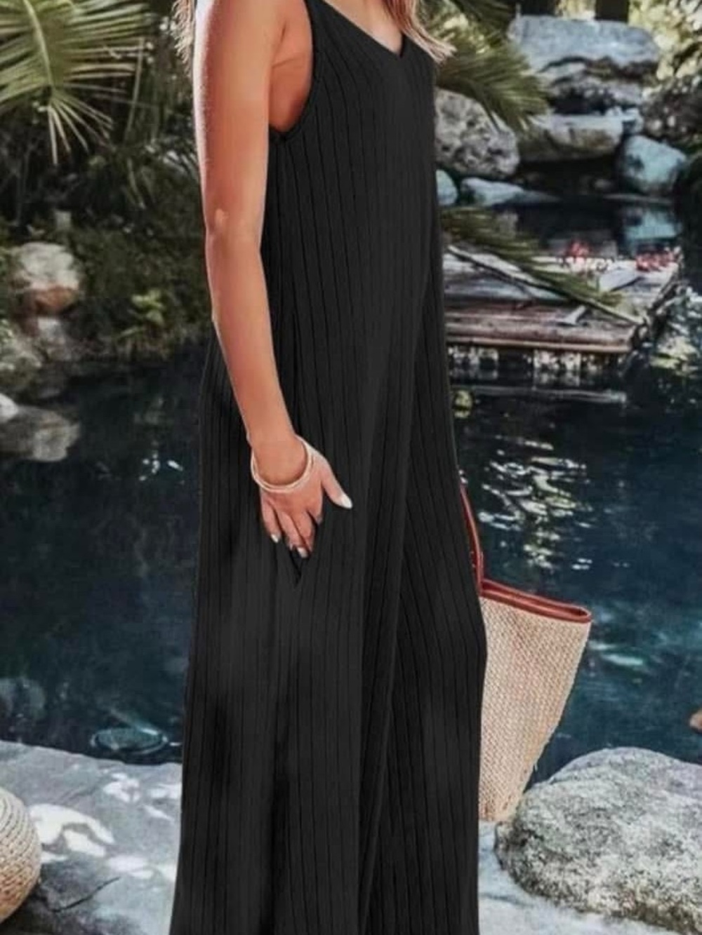 Sleeveless Black V-Neck Maxi Dress